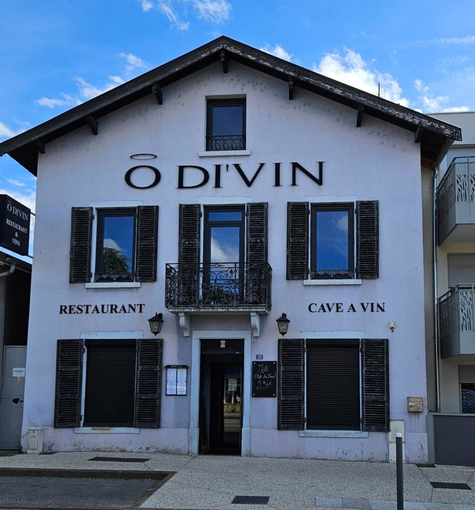 O Di&rsquo;Vin : l&rsquo;adresse bistronomique où la cuisine rencontre la passion du vin à Saint-Bonnet-de-Mure