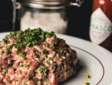 Tartare maison servi chez Chez Noun